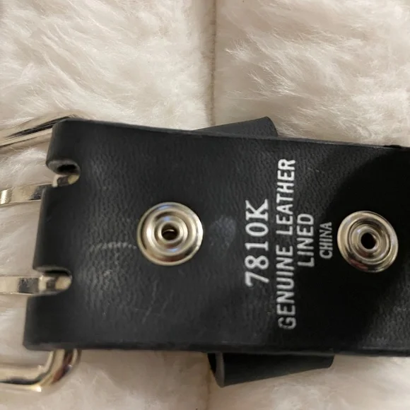 VINTAGE BLACK LEATHER BELT - Picture 4 of 6